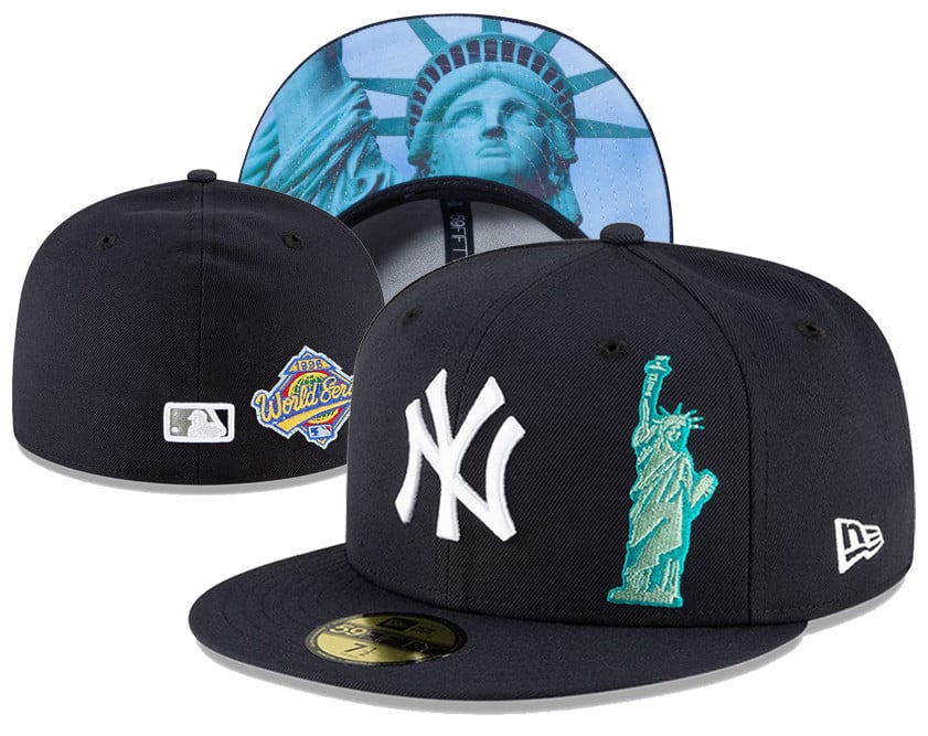 New York Yankees Statue Of Liberty 59FIFTY Snapback Hat - Black
