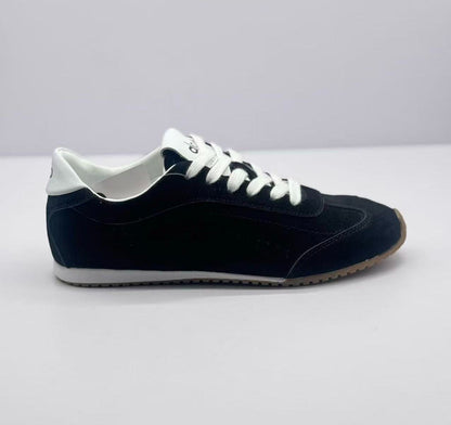 ALO All-black German training shoes