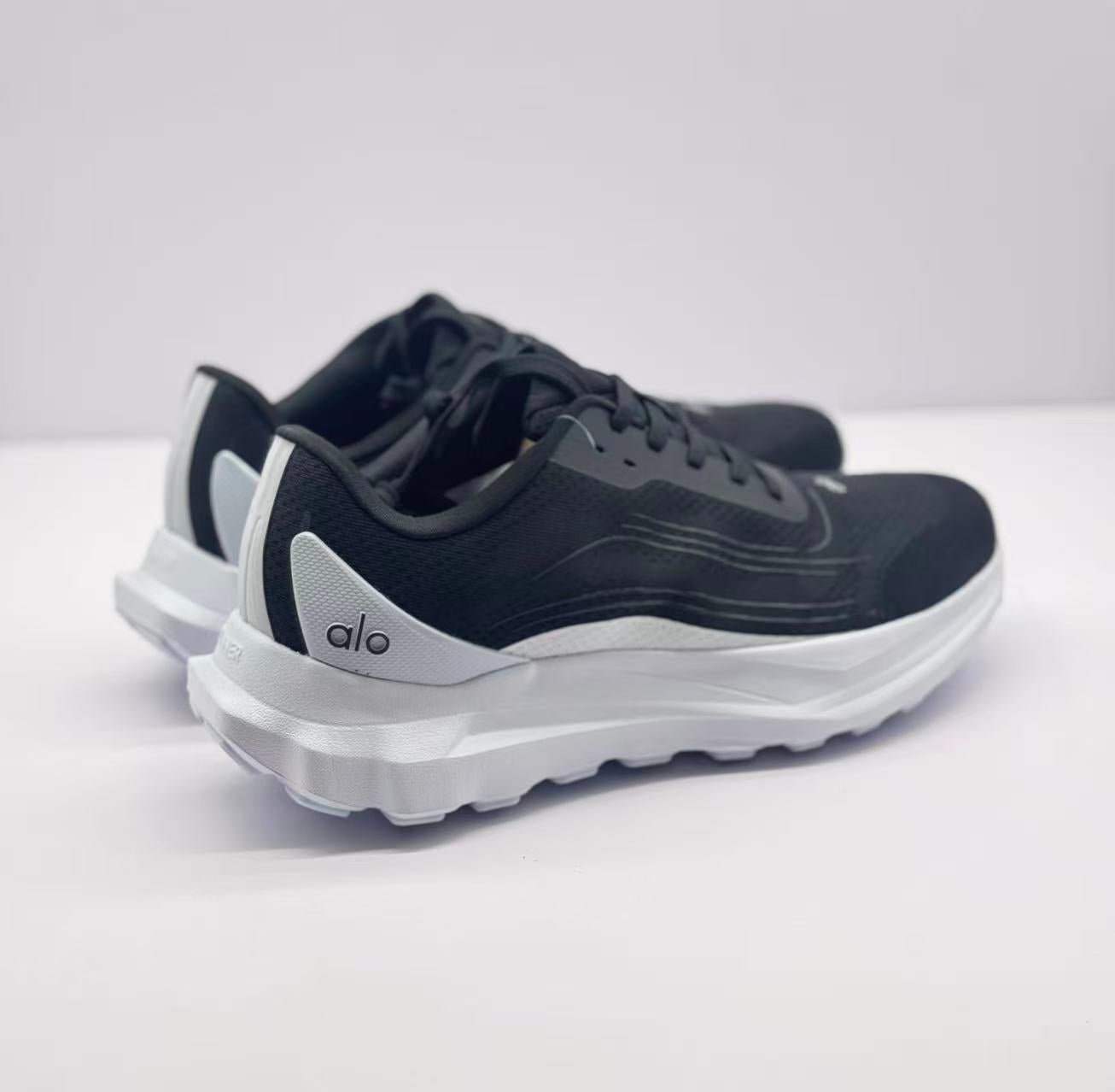 ALO RUNNER - WHITE DUO