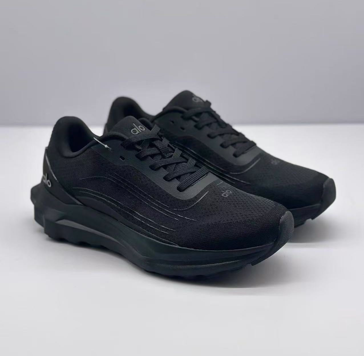 Alo Runner Black/Black