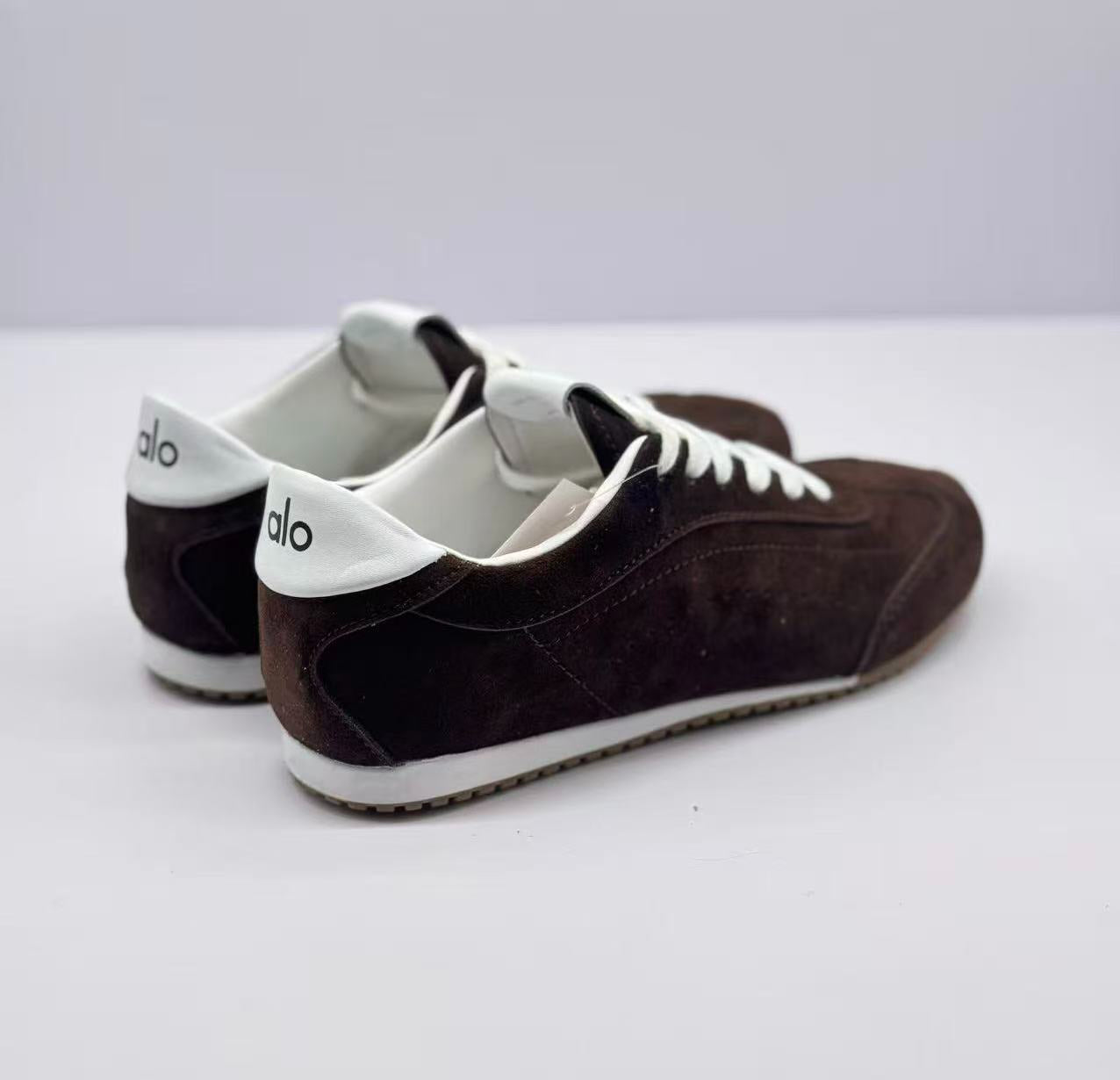 ALO Dark brown German training shoes