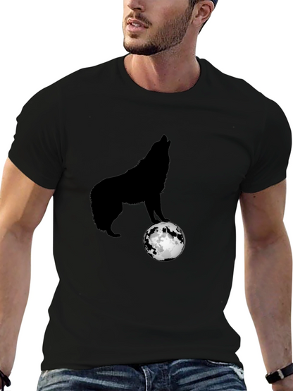 Wolf Howling at Moon Graphic T-Shirt - Black