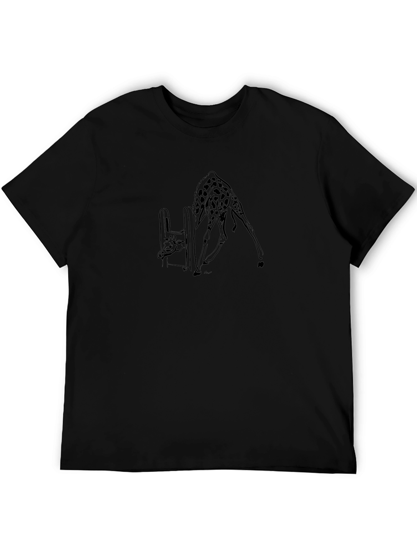 Giraffe Drinking Black T-Shirt