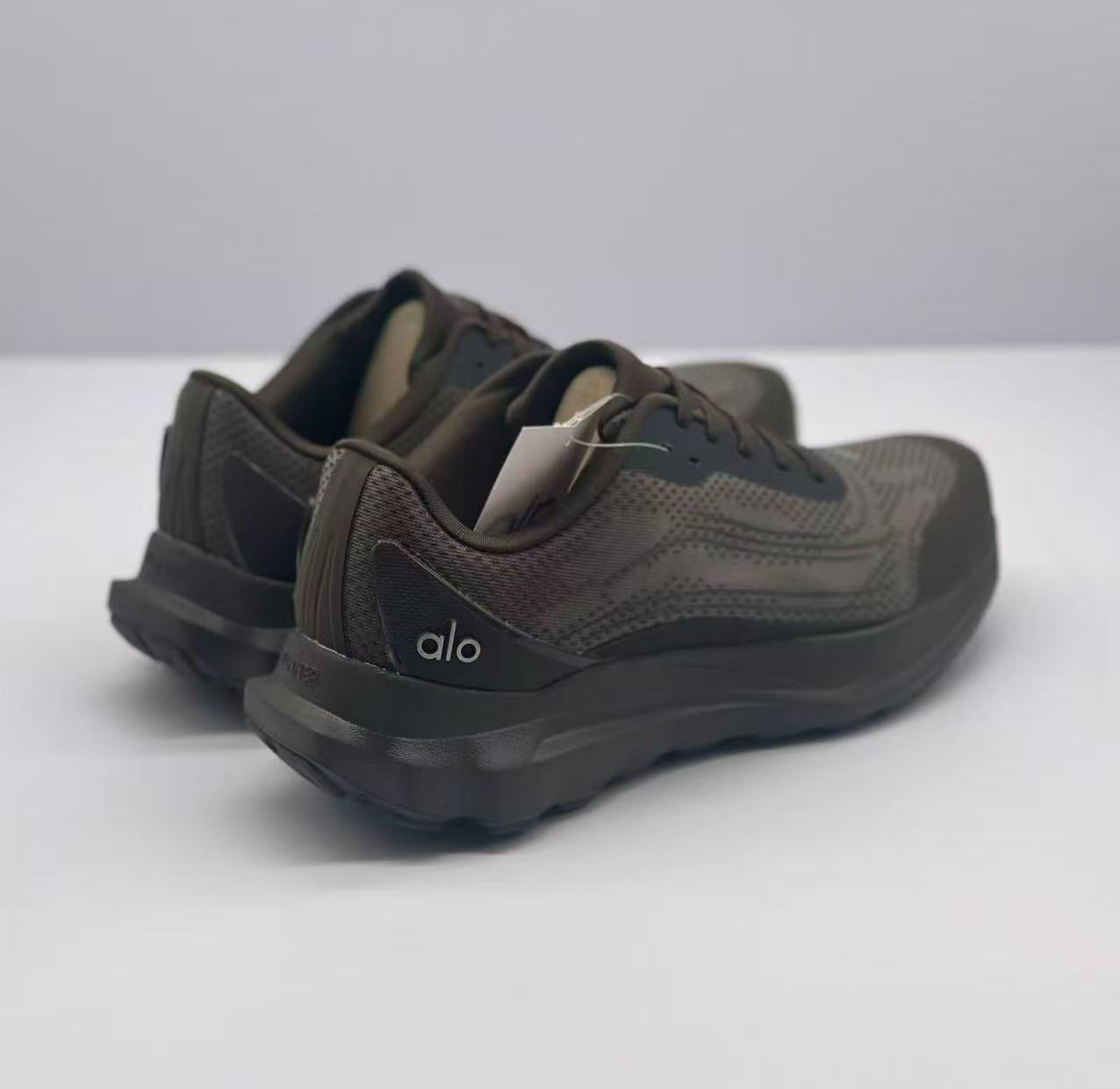 ALO running Dark brown shoes