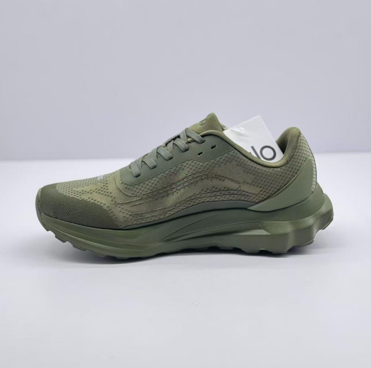Alo Runner Shoes - Green Olive