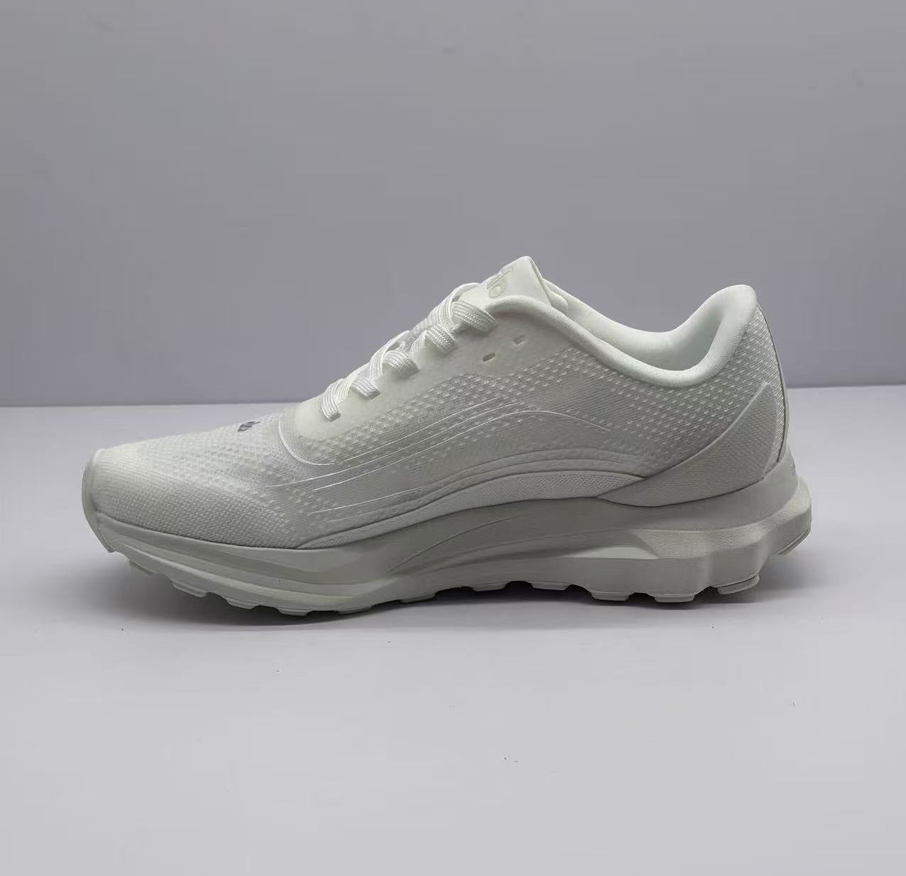 ALO RUNNER - TRIPLE WHITE