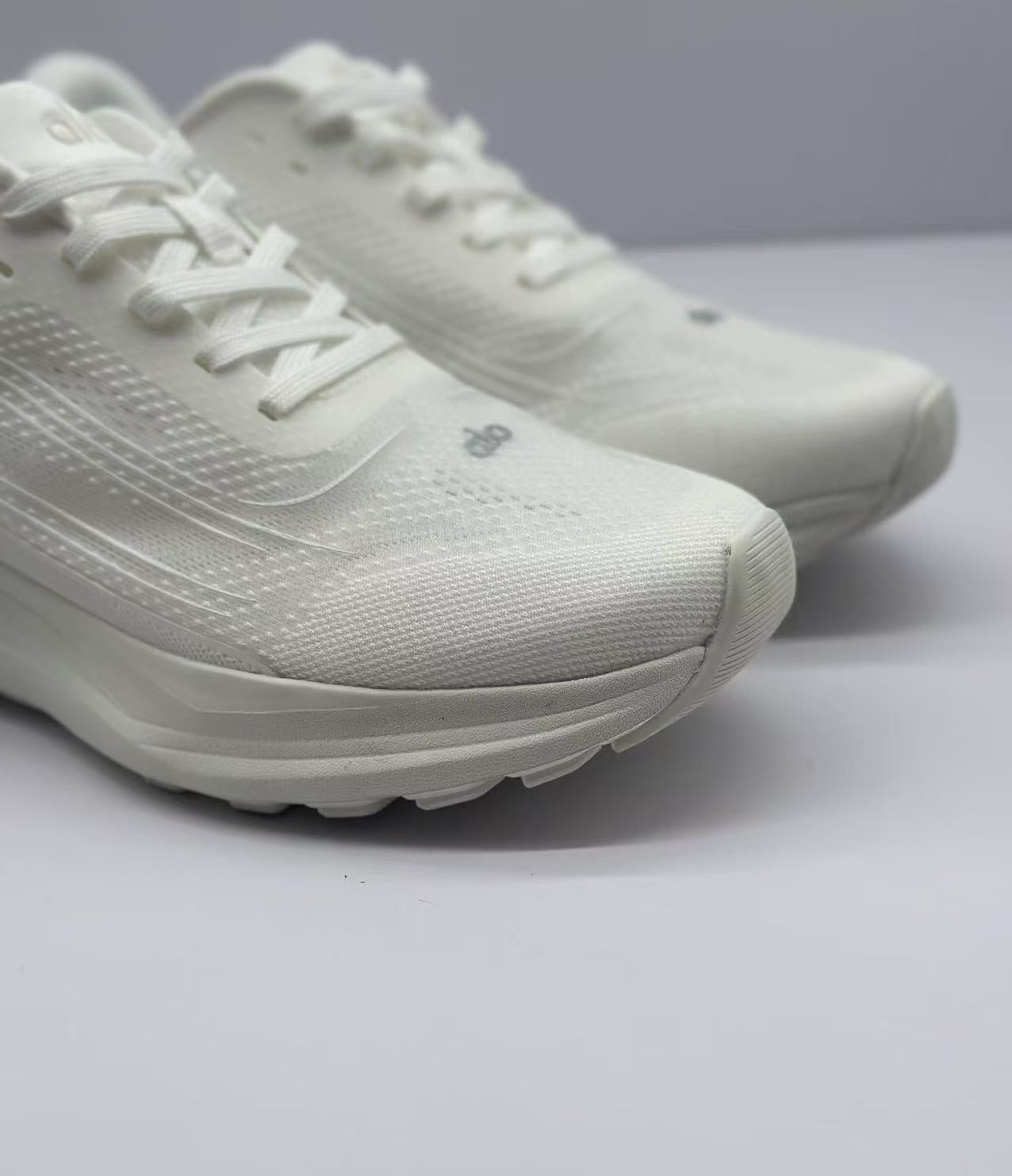 ALO RUNNER - TRIPLE WHITE