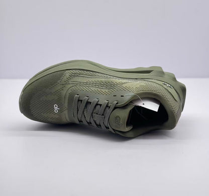 Alo Runner Shoes - Green Olive