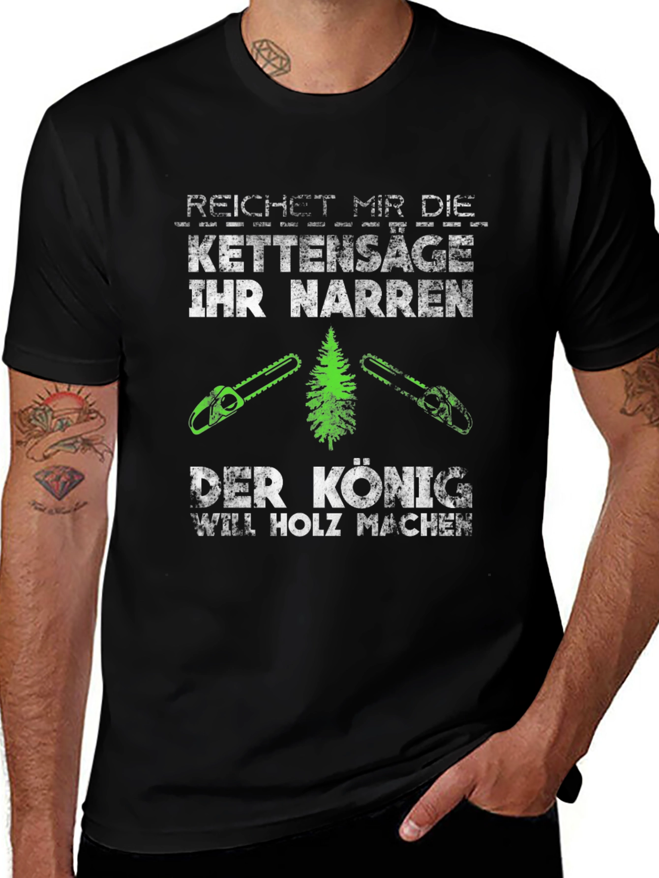 Reichet Mir Die Kettensäge Graphic T-Shirt