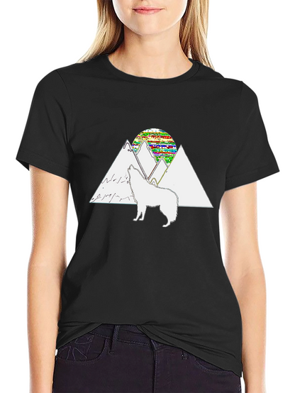 Wolf Mountain Graphic T-Shirt